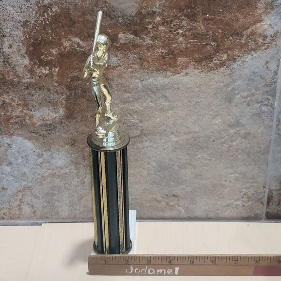 Vintage Baseball Player Sports Award Batting Male Figure - Picture 10 of 10